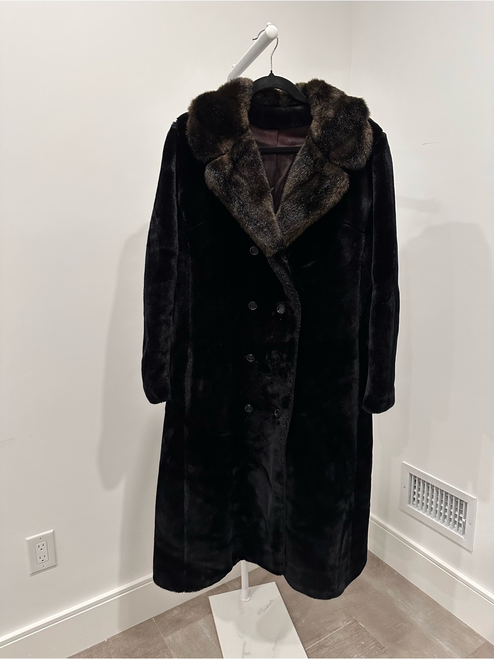 Vintage 70s Dubrowsky & Joseph Super-Seal Black Faux Fur Maxi Coat